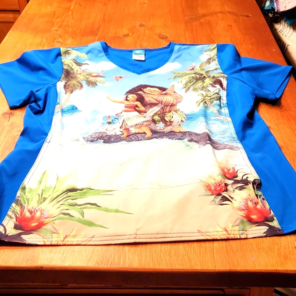 Disney Moana Blue Tropical scrub top L